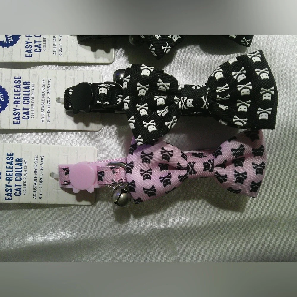 Whisker City Boy OR Girl Skull/XBones Cat Collar